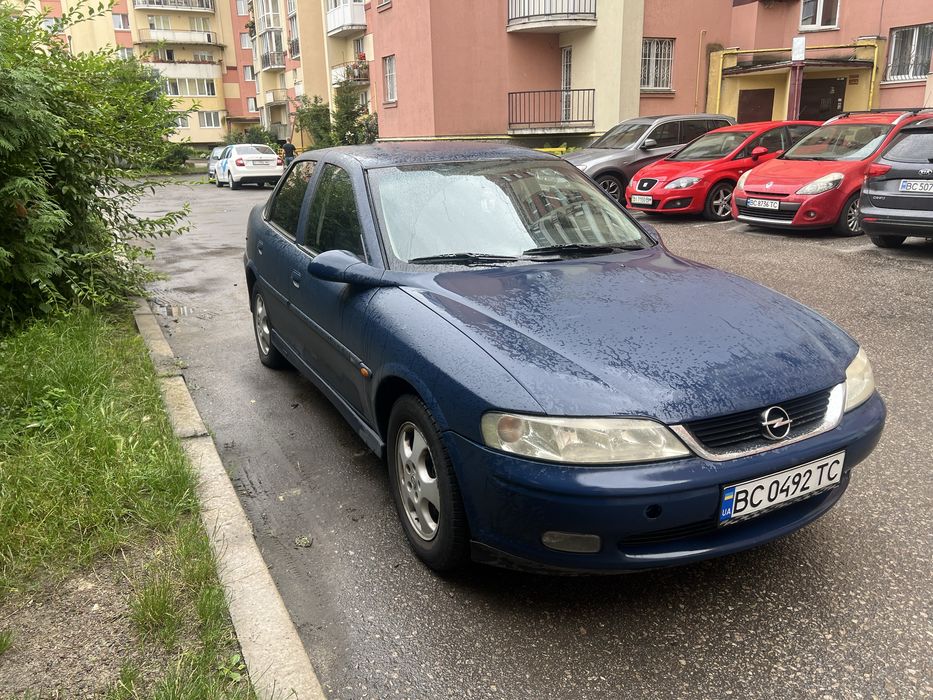 Opel vektra b 1999 рік