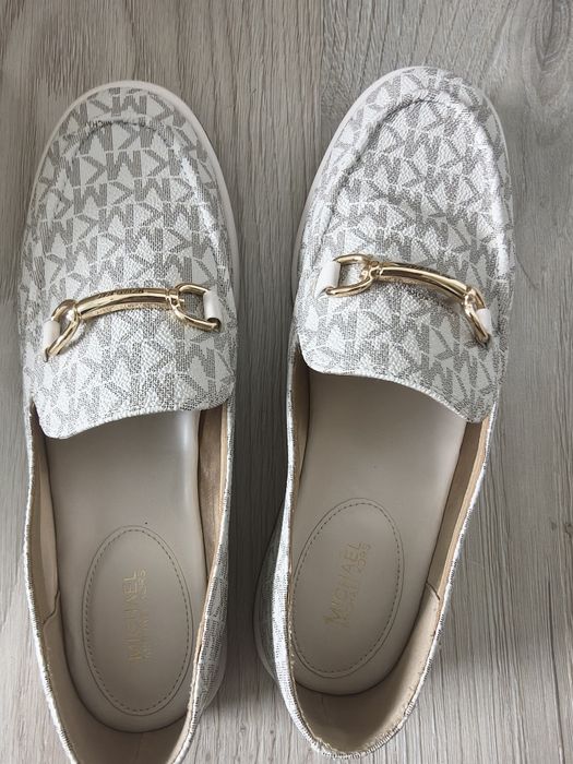Michael Kors loafersy Carson vanilla monogram 39