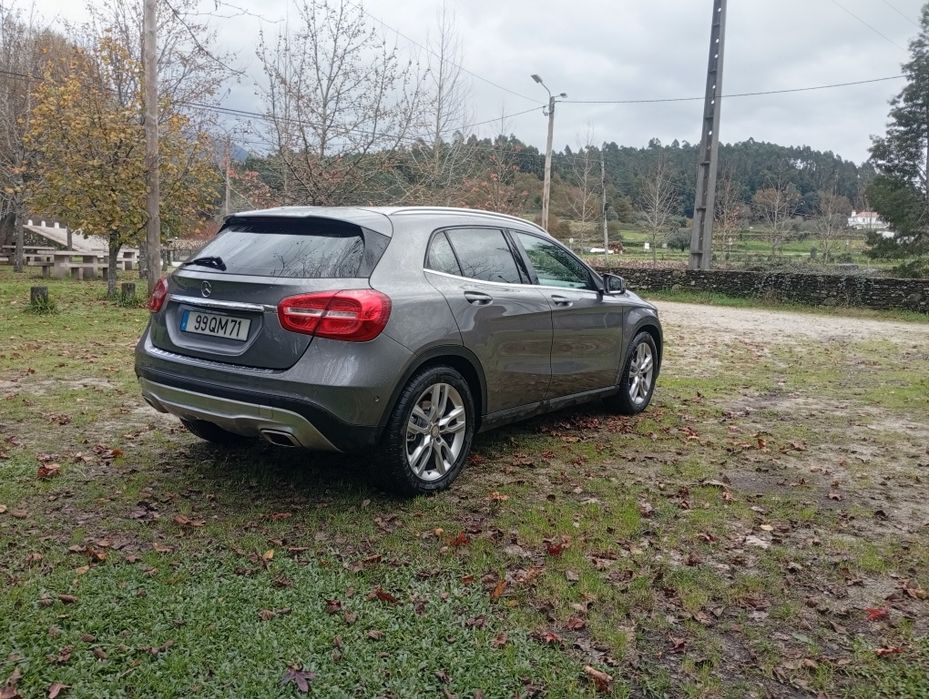 Mercedes GLA 180