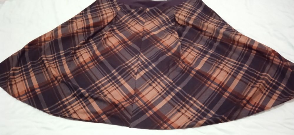 Продам юбку на весну - осень