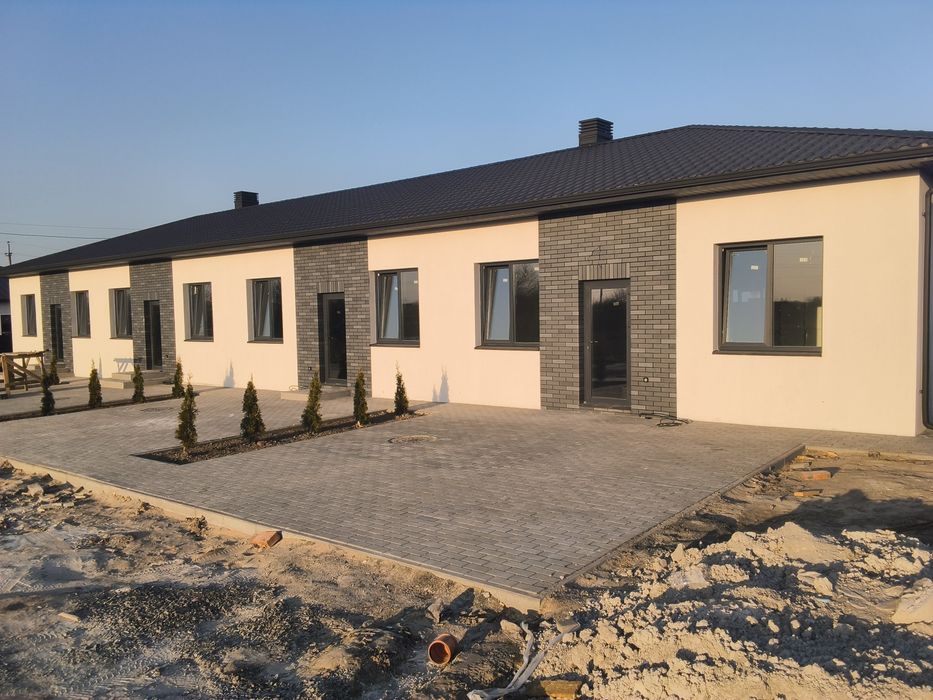 Продаж таунхаусів у Луцькому районі с. Струмівка за 50 000 $  | новобудова | тепла підлога