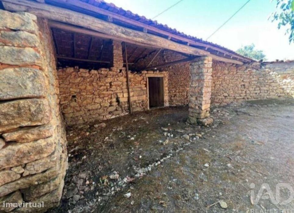 Casa de Campo T1 em Chãos de 120 m2