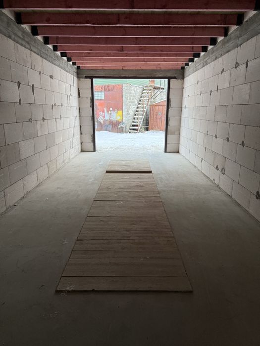 Продаю гараж двоповерховий в кооперативі Дачний 2 по вул. Черемшини