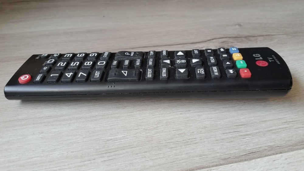 Pilot TV LG AKB737_156_79 oryginalny