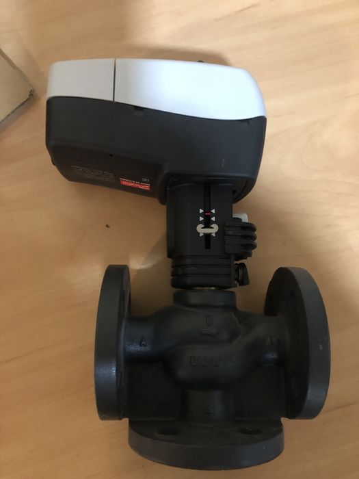Danfoss AMV 435 Редукторный электропривод (082H0163) новый с клапоном