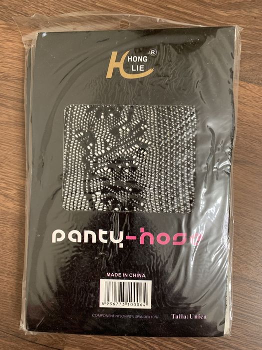 Колготки в сеточку.