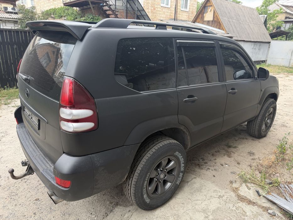 Продам Toyota Land Cruiser Prado 120