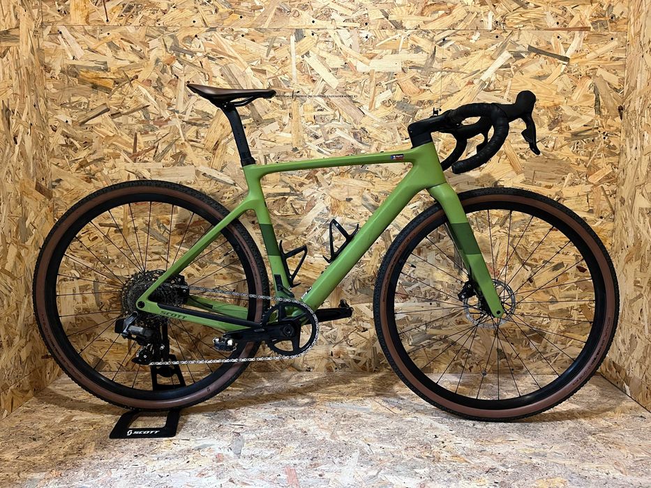 Vendo SCOTT Addict 30 – Como Novo – SRAM Rival E