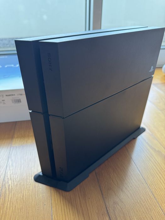 Playstation 4 - 500gb