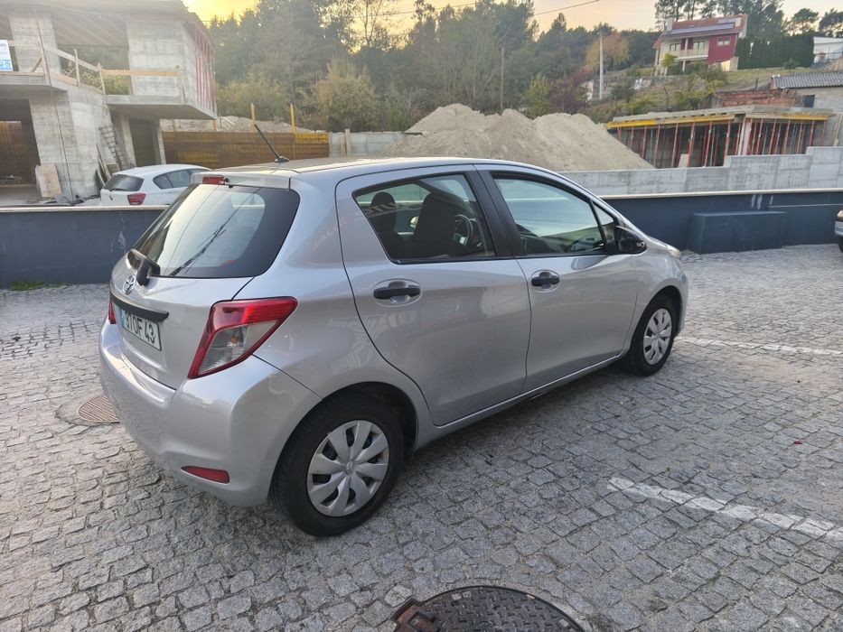 Toyota Yaris 1.4 d-d — photo 3