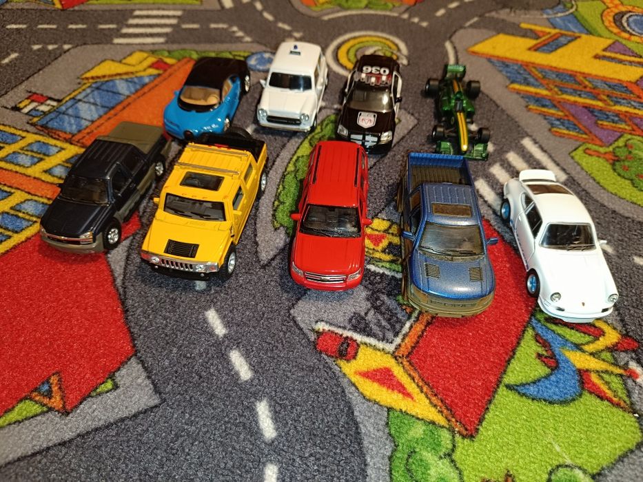 auta hummer mini lotus Porsche bugatti chevrolet dodge