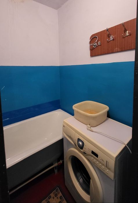 Сдам свою 1комнатную крупногабаритную  квартиру на левом берегу.