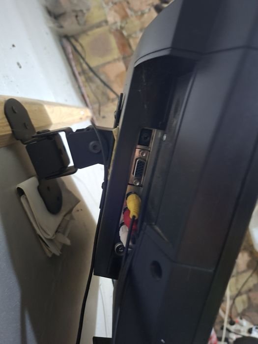 Телевизор маленький