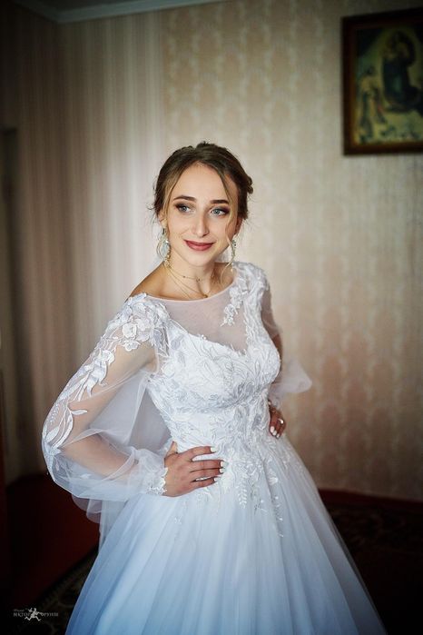 Весільна сукня пошита на замовлення