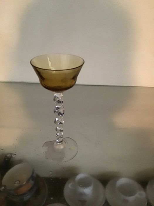 copo de licor alto antigo dourado
