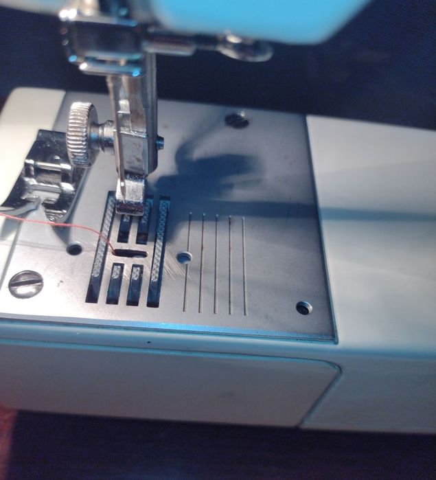 Швейна машина побутова Necchi 559