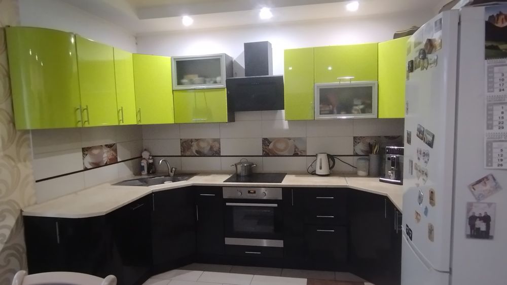 Продам фасади до кухні