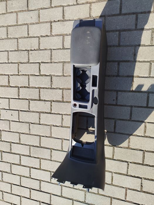 Volvo V50 S40 C30 C70 Podłokietnik