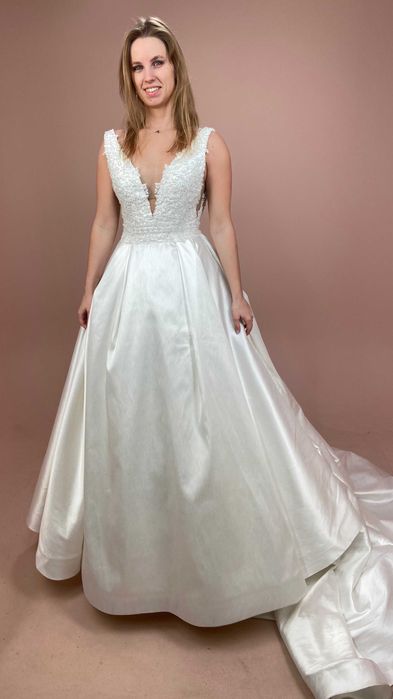 Suknia ślubna księżniczka Izabel Janachowska Wedding Store 36/38