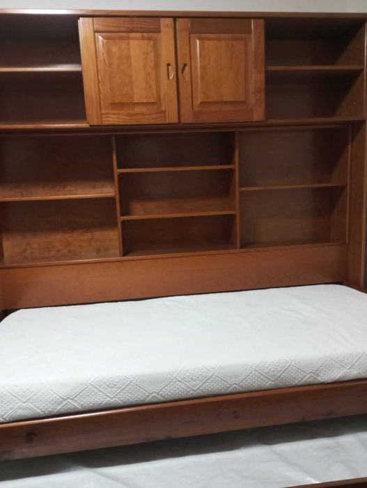 Quarto estúdio criança/solteiro com secretária