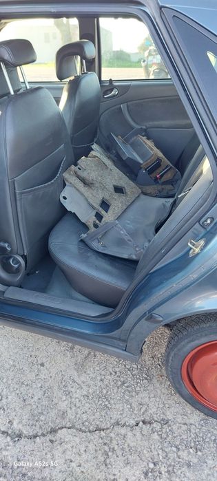 Para peças Saab 9-3 2.2TiD ano2000 vendo em mãos e envio por encomenda