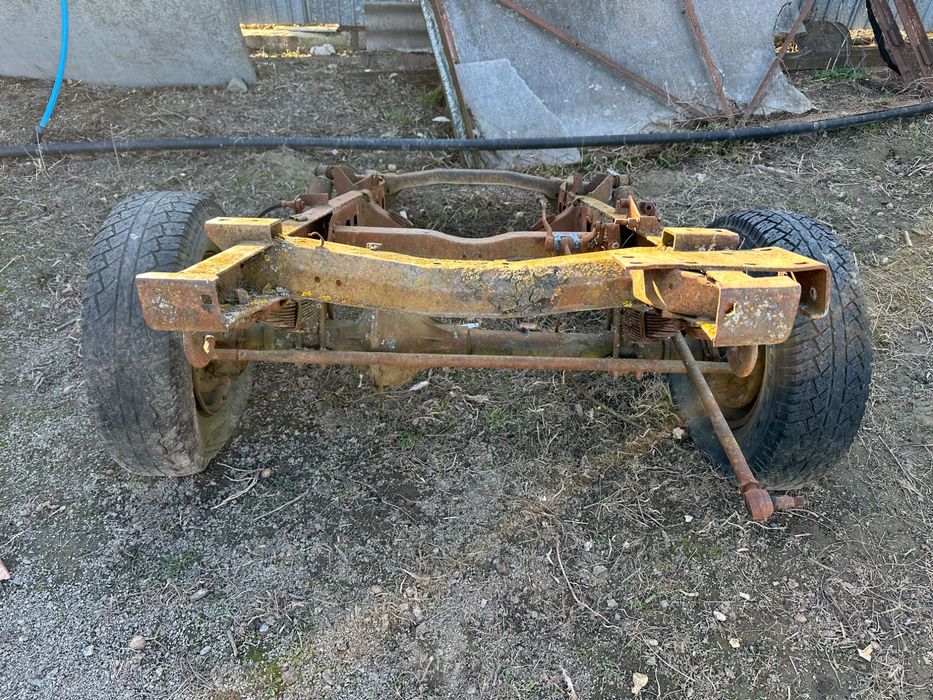 Рама,мост,ресори,шини,УАЗ