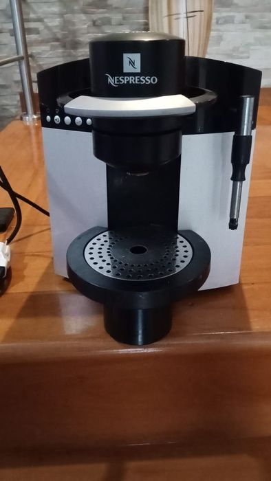 Máquina café Nespresso JURA N90