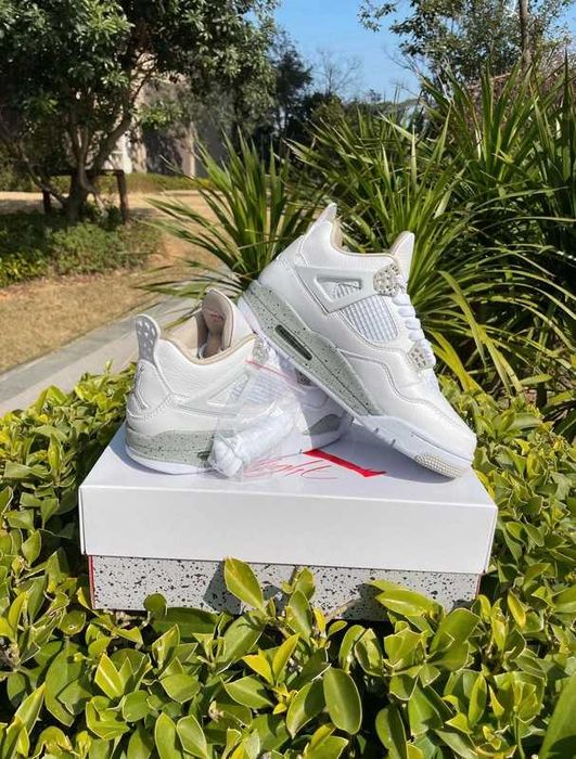 Jordan_4_Retro_White_Oreo_Rozmiar 37.5