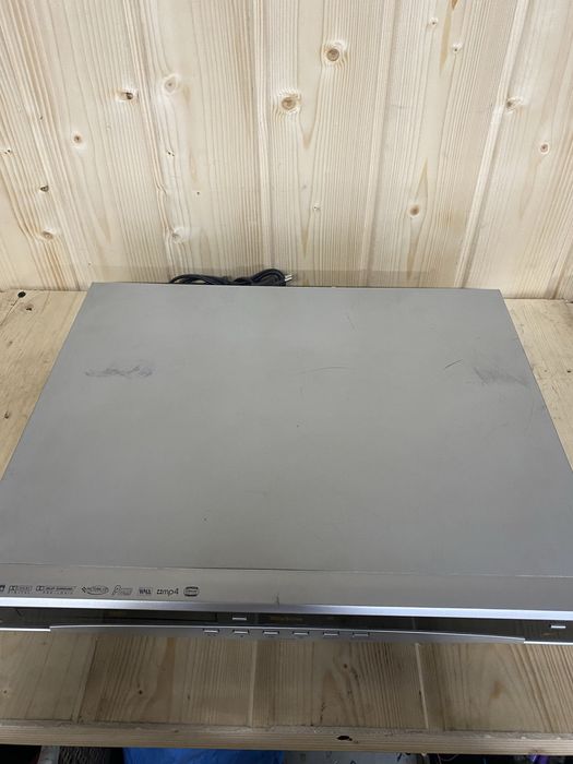 Odtwarzacz DVD Tevion DR-108 – uszkodzony