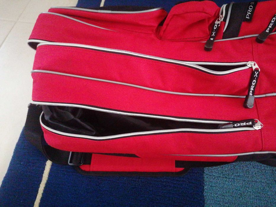 Saco de ténis para várias raquetes e ténis