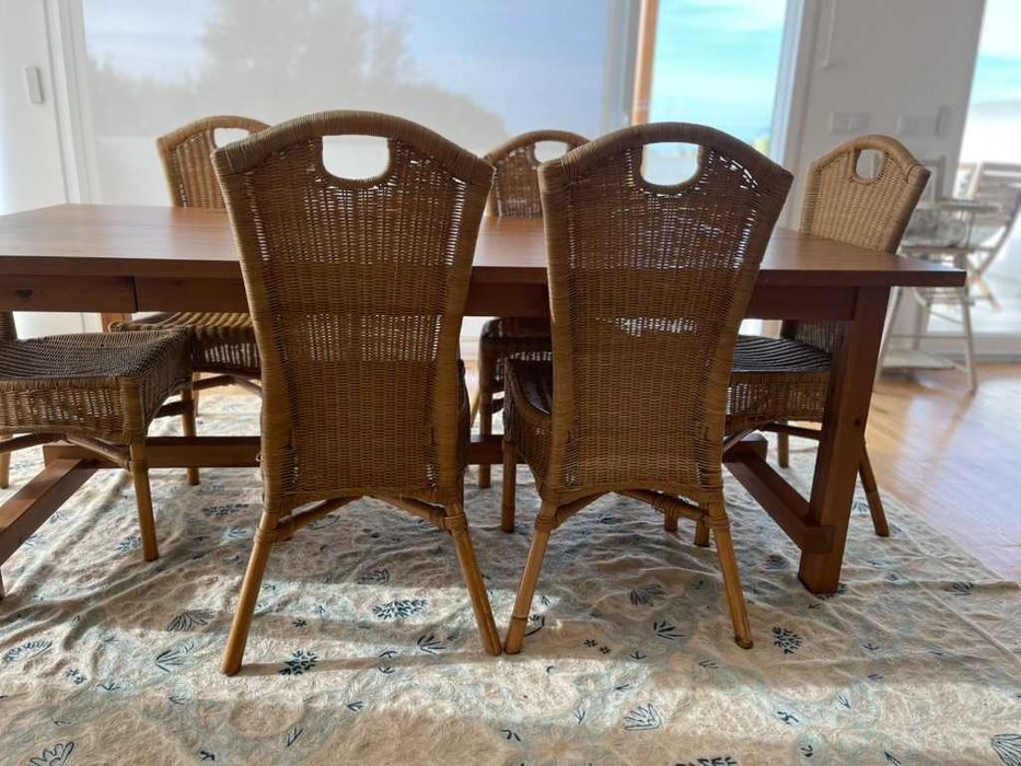 Cadeiras em palhinha rusticas muito elegantes em bom estado geral