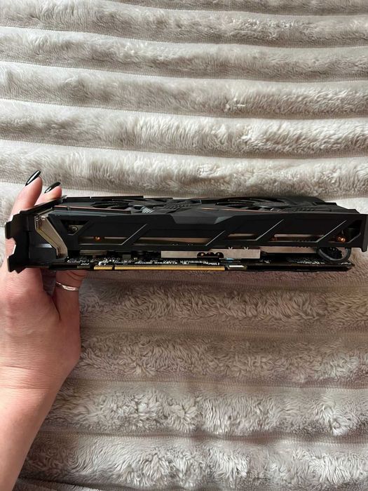AMD Radeon RX 480 8gb Gigabyte