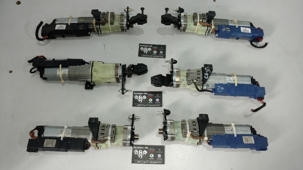 Моторчик кришки багажника Audi a6 q5 q7 Ауді VW Passat електропривід