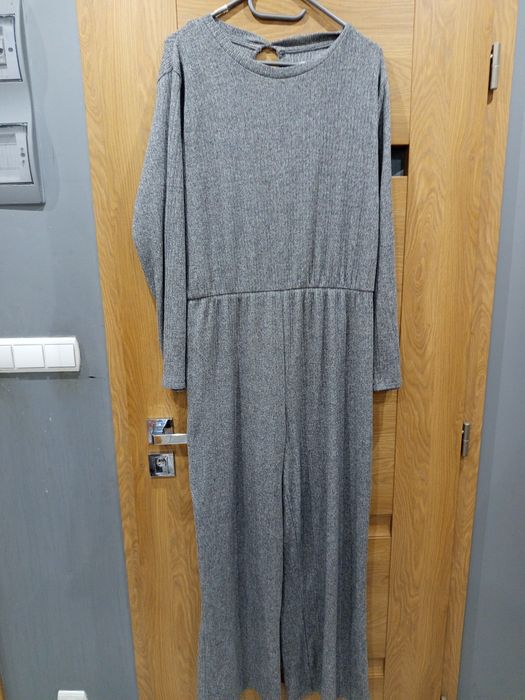 Świetny kombinezon F&F rozmiar 2XL/3XL
