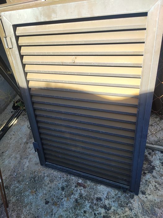 Janelas com portadas