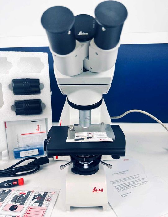 Бинокулярный микроскоп Leica DM750 M Binocular