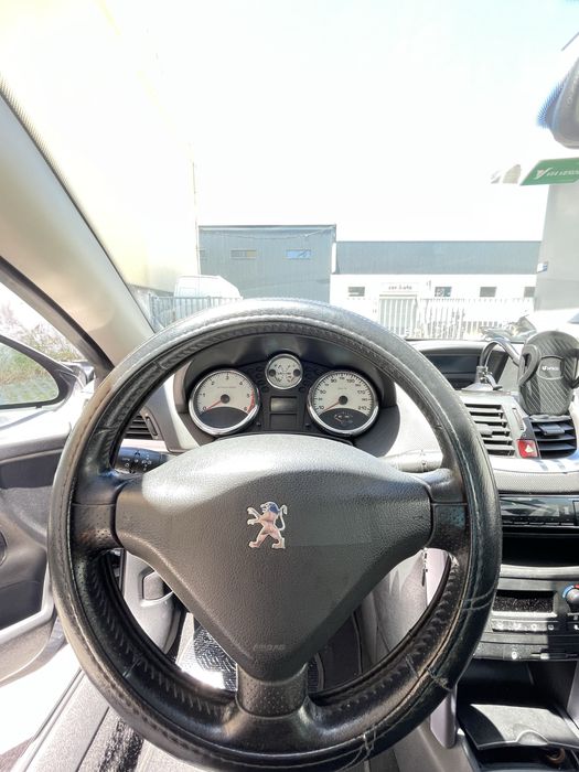 Peugeot 207 cc 2006