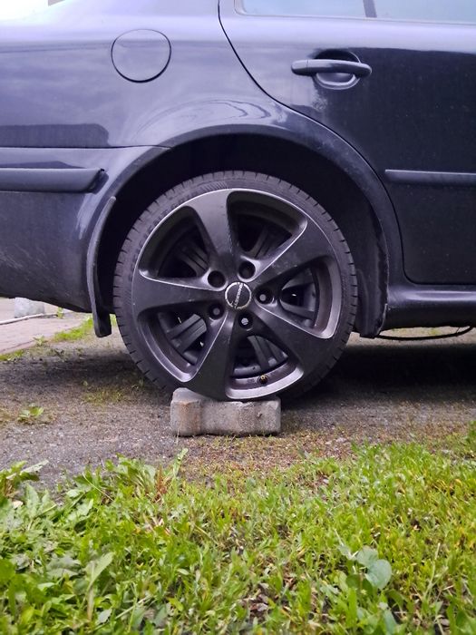 Диски border r16 j7 5*112