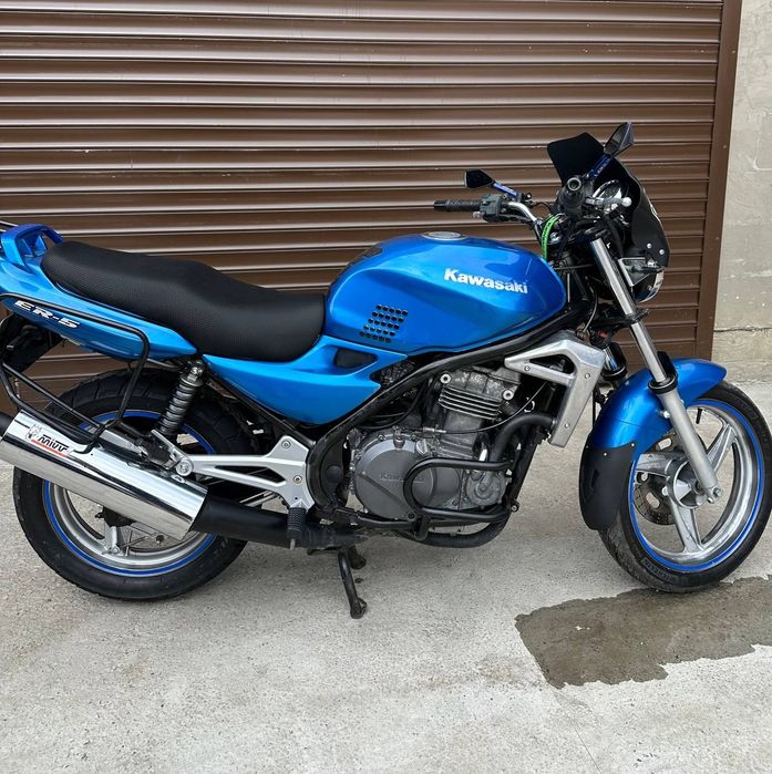 Kawasaki er 5 500