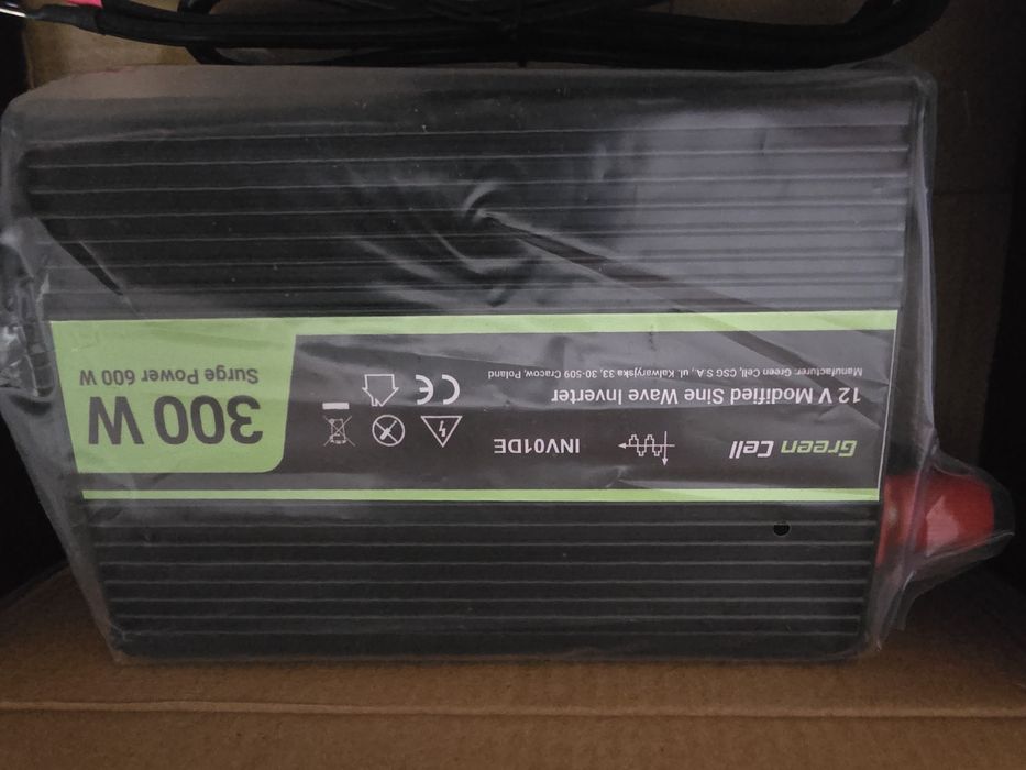 Інвертор Green Cell 12В на 230В 12/230V 300/600W INV01DE