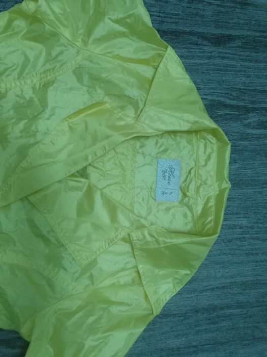 Sprzedam plaszczyk damski przeciwdeszczowy rozmiar L