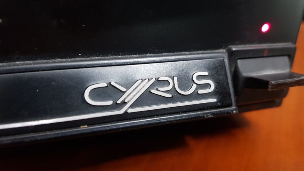 Cyrus one Amplificador Integrado.