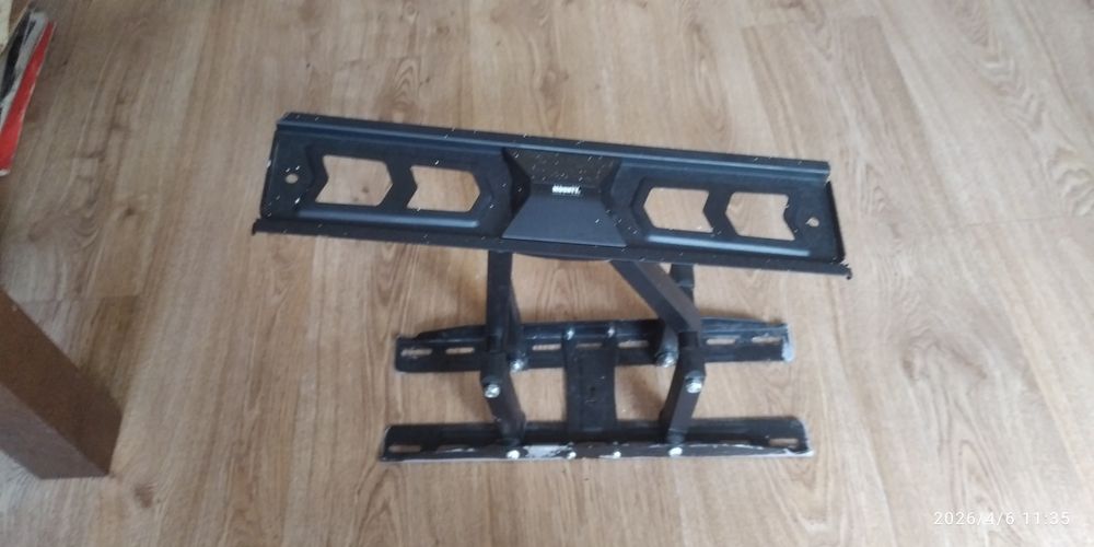 Wieszak na TV LG 55"