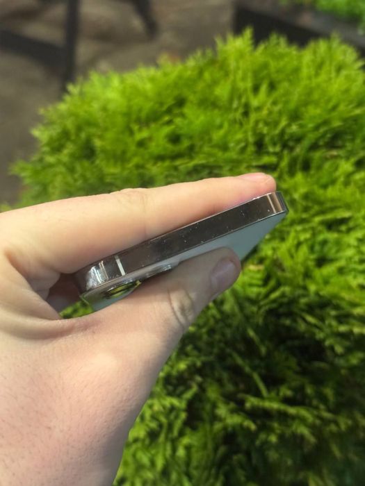 Продам айфон 12 про 128