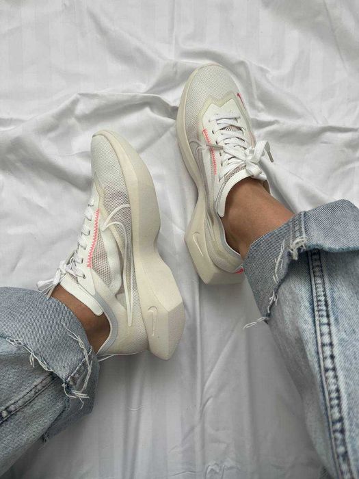Жіночі кросівки Nike Vista "White/Red" Розміри 36-40