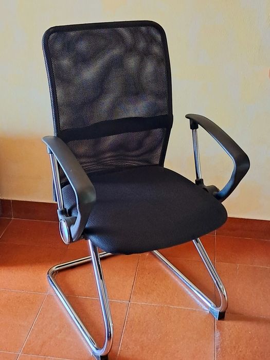 Cadeira Escritório c/ Braços