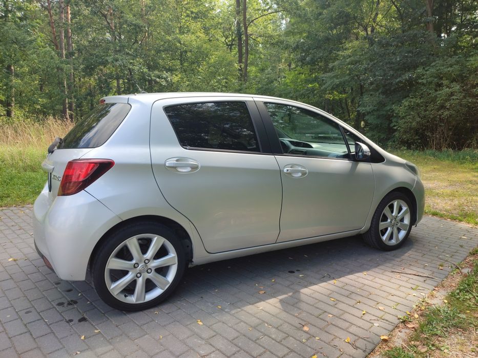 Sprzedam nie zawodną Toyotę Yaris 1.0