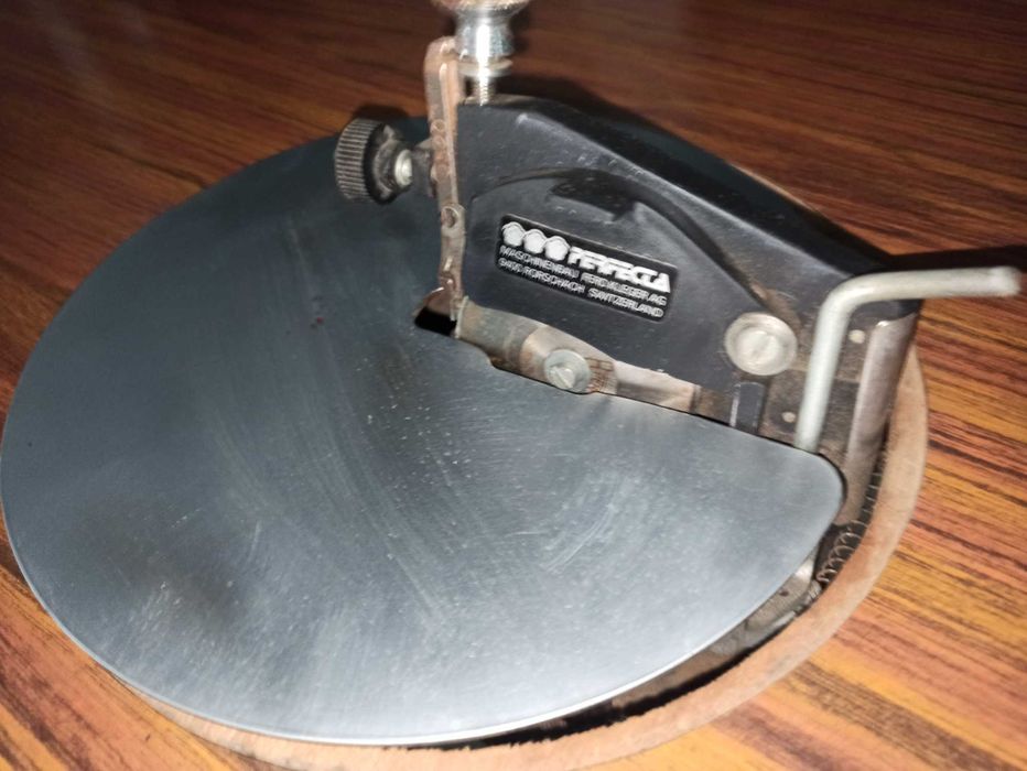 Maquina Mesa de corte