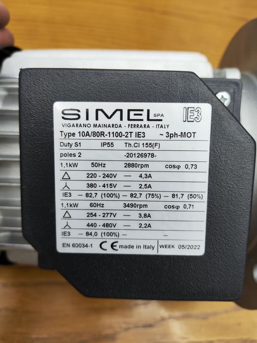Nowy silnik elektryczny Simel 230/380V – 1.1 kW – 2880/3490 obr/min