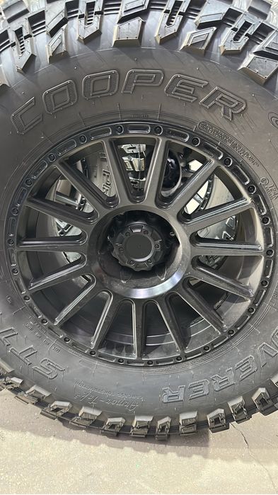Jantes 18 + Pneus 37  Cooper STT Pro